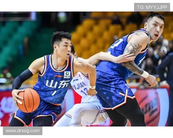 山东男篮南下广州补赛两将会合 山东男篮南下广州补赛两将会合