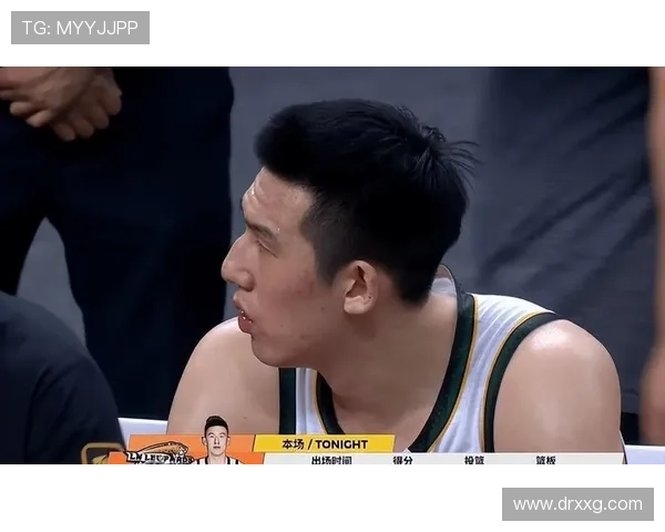 [CBA]莫兰德禁区内传内 付豪轻松上篮打进.